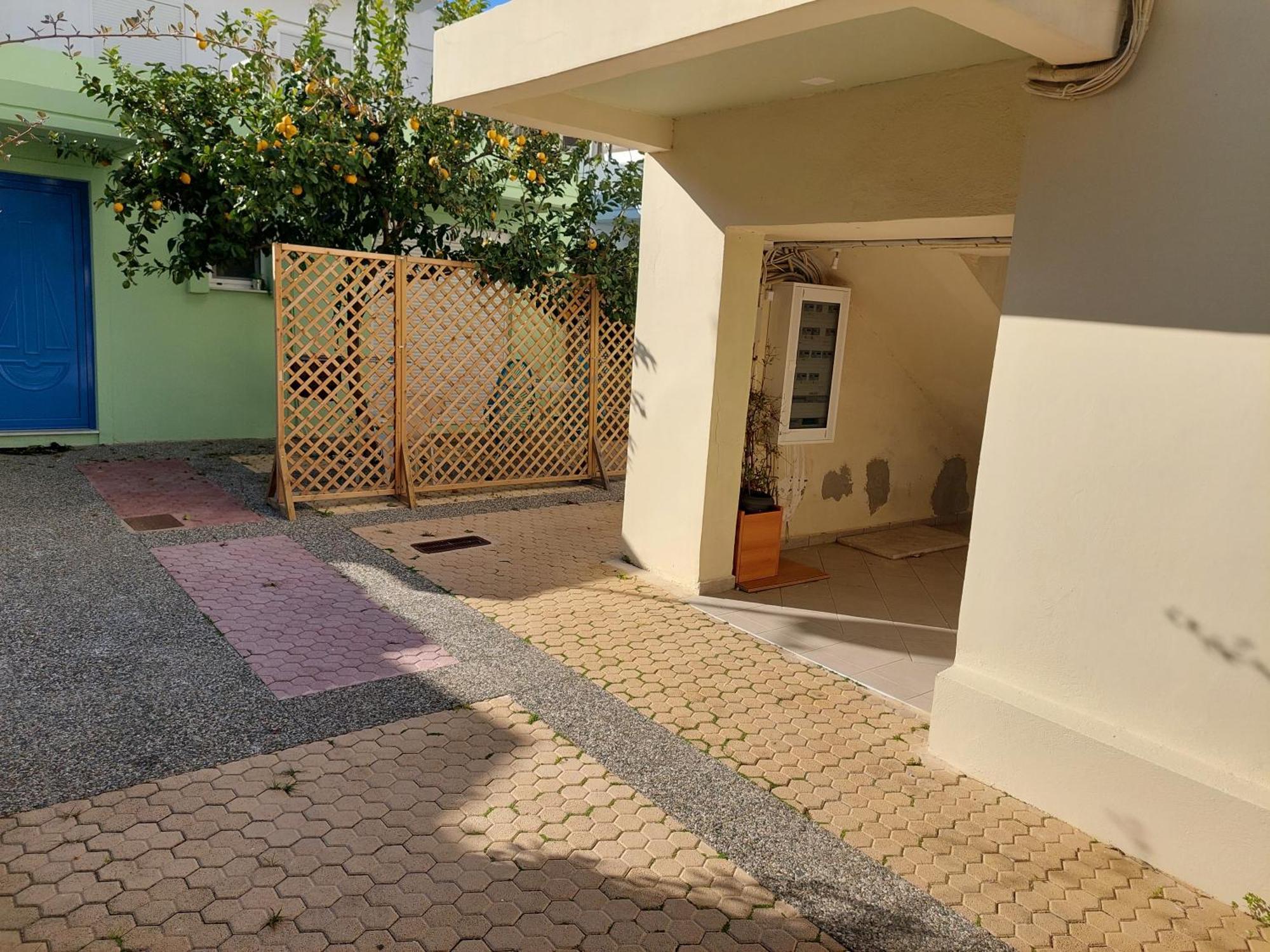 The Sky Yard Eclectic Studios Rhodes City Exterior foto